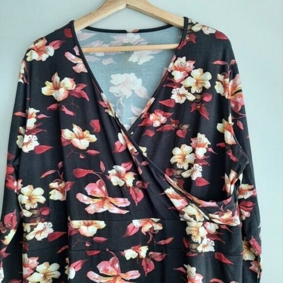 BLUE SKY Bamboo Blend Faux Wrap V-neck Floral Blouse Fairt Trade Sz 1X - Picture 3 of 8